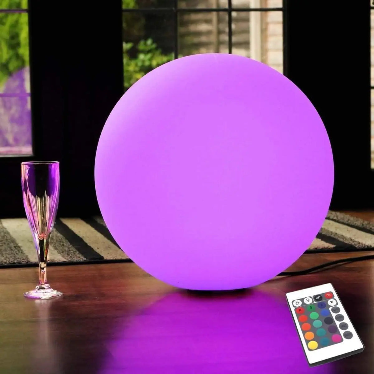 Boule Lumineuse En Acrylique Blanc Et Multicolore