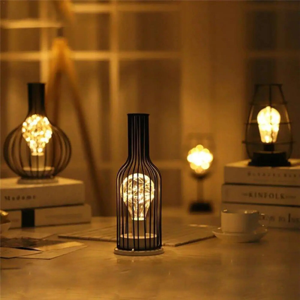 1. Lampe De Chevet Bouteille En Acrylique Noir Et Blanc